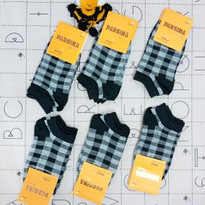 جوراب زنانه مچی زنانه طرح چارخونه مشکی جینی عمده