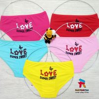 شورت زنانه پشت چاپ طرح لاو LOVE رنگ بندی جینی